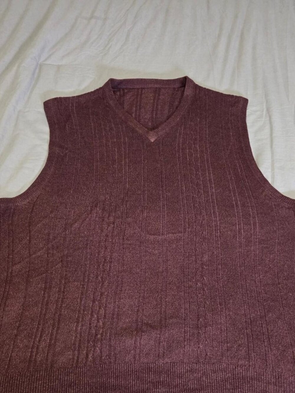 Vintage Ribbed Knit V-Neck Sweater Vest in Dusty Burgundy / Mauve